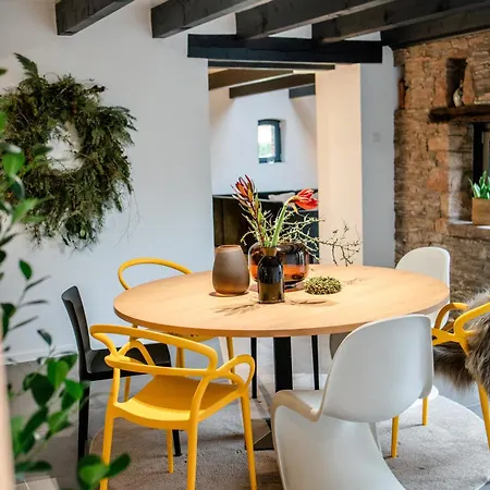 度假居 Hofzeit 1 *